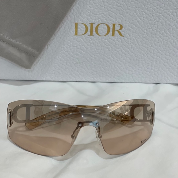 RARE and VINTAGE 90s Dior Shield Sunglasses - Picture 6 of 6